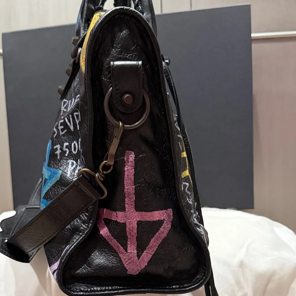 Balenciaga Black Graffiti Classic City Bag - Limited Edition- RARE - Picture 11 of 16